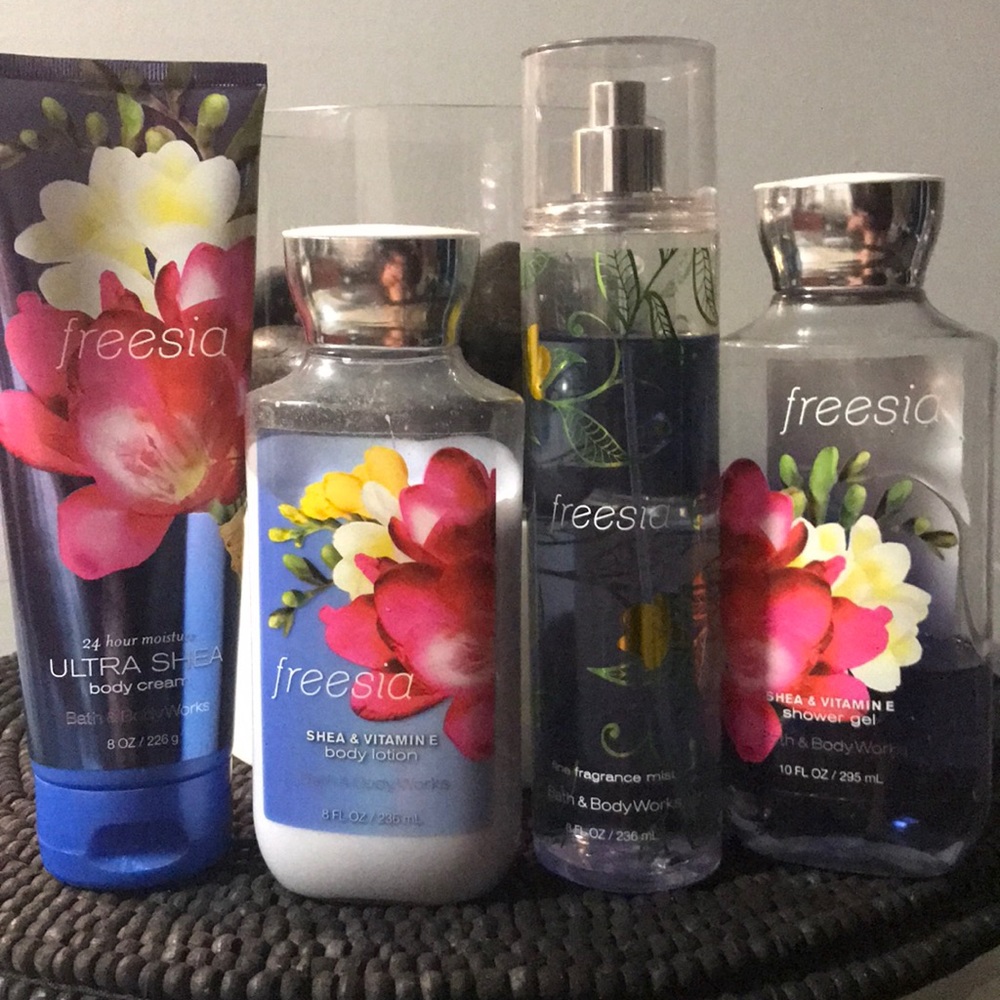 Bath and Body Works Freesia set